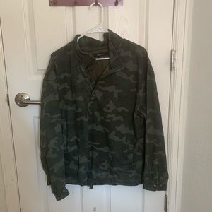 Camo pullover